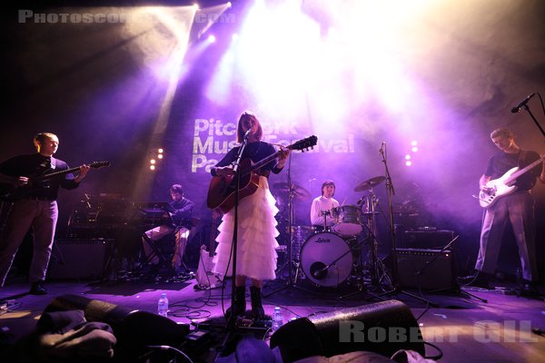 CASSANDRA JENKINS - 2021-11-19 - PARIS - Cafe de la Danse - 